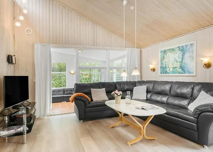 Pet Friendly In With Sauna Hébergement de vacances Tarm